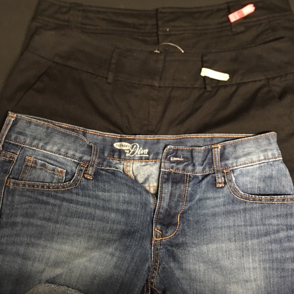 Lot of 3 pairs of shorts. Customize bundle. - Picture 1 of 1